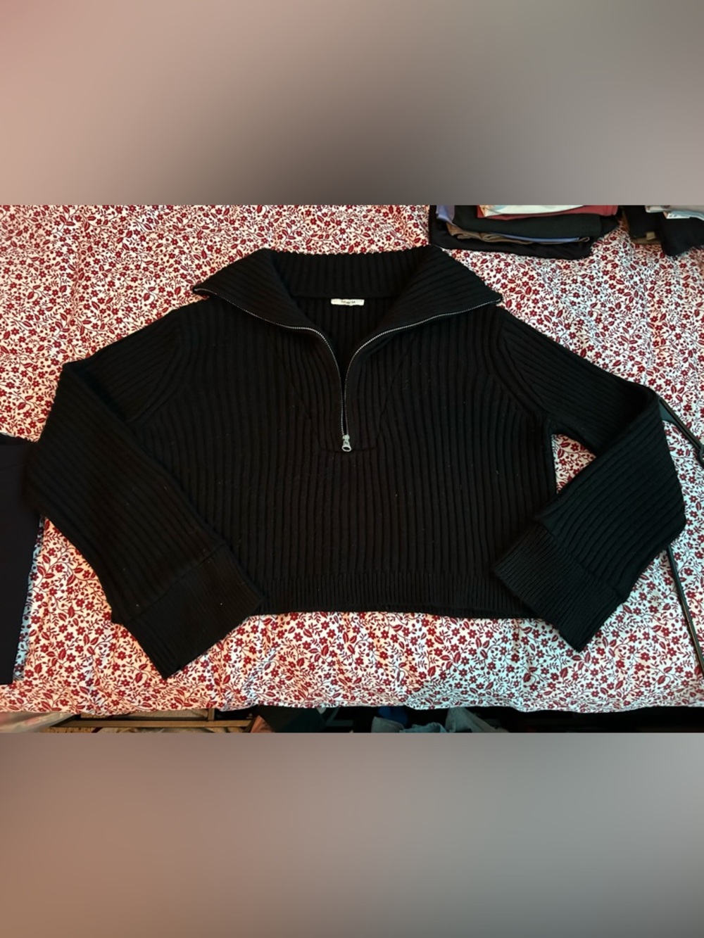 Cropped sweater